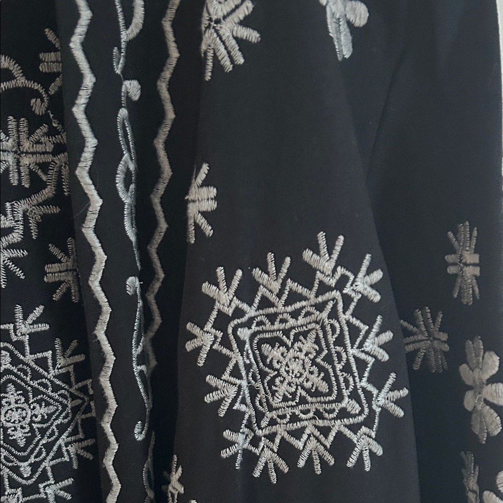 Coldwater Creek Black and White Patterned Embroidered Cardigan - Picture 3 of 11